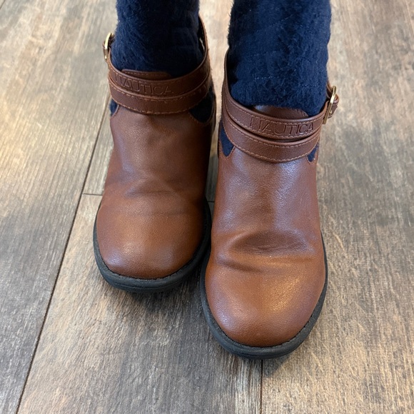 Nautica Navy Quilted and Brown Boots - Picture 3 of 13